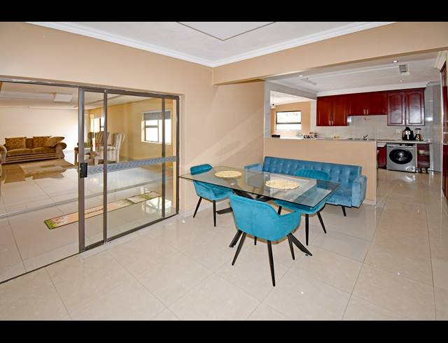 3 BEDROOM HOUSE FOR SALE IN BRAMLEY